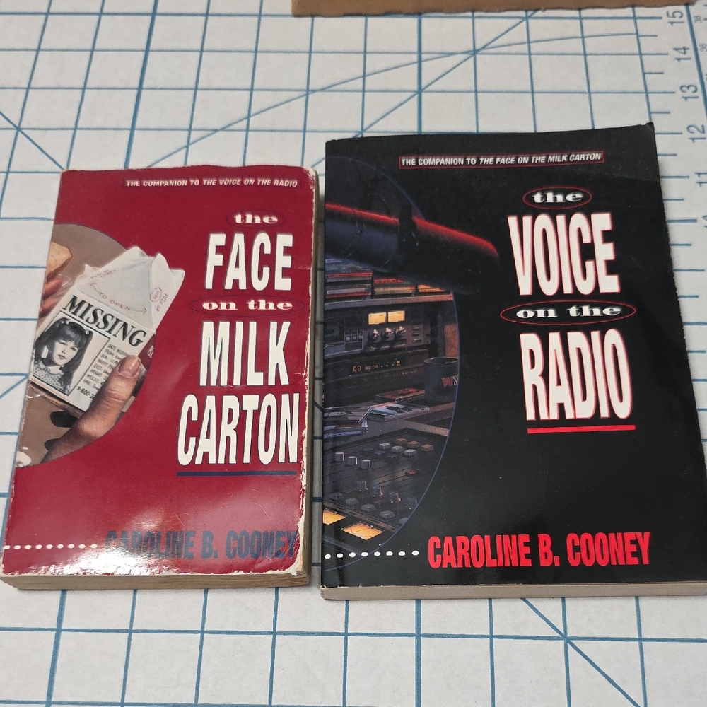 The Face on the Milk Carton and The Voice on the Radio By Caroline Cooney Prelvd